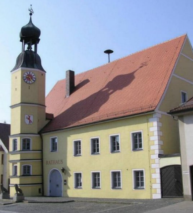Rathaus Rennertshofen Roland Weiß Immobilienbewertung